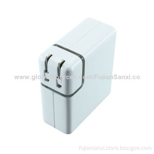 Quartet USB Power Adapter with 100-240V Input